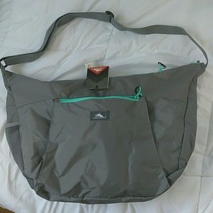 NWT Large Yoga Duffel-Collapsible